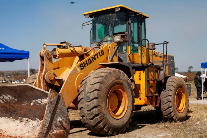 Heavy equipment at NWestern show